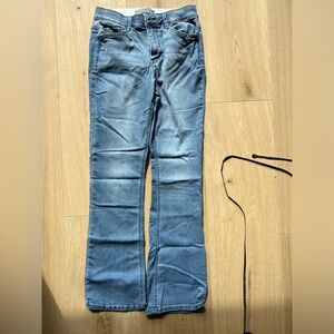 Jeans Wit and Wisdom